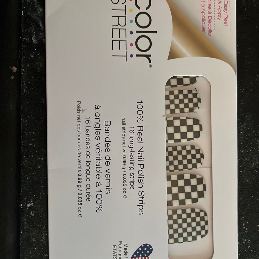 Color Street nail polish strips